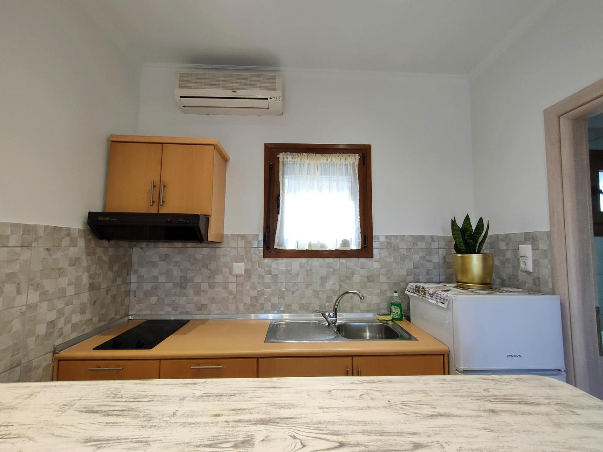 Kapsogeorgis Rooms Koinira Bilik gambar